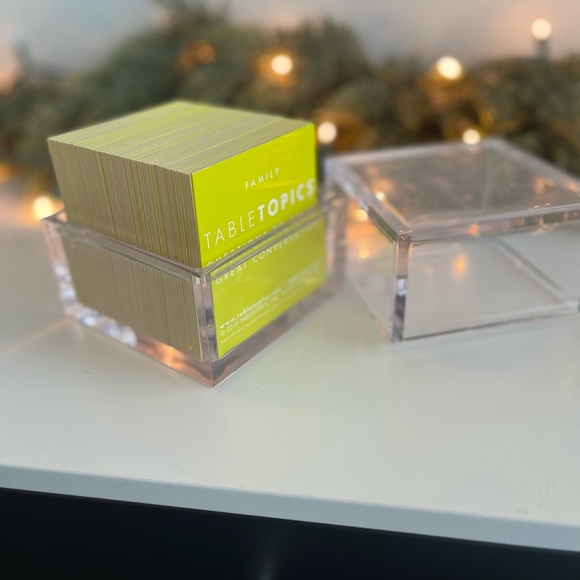 Table Topics - Family Edition - Picture 2 of 4